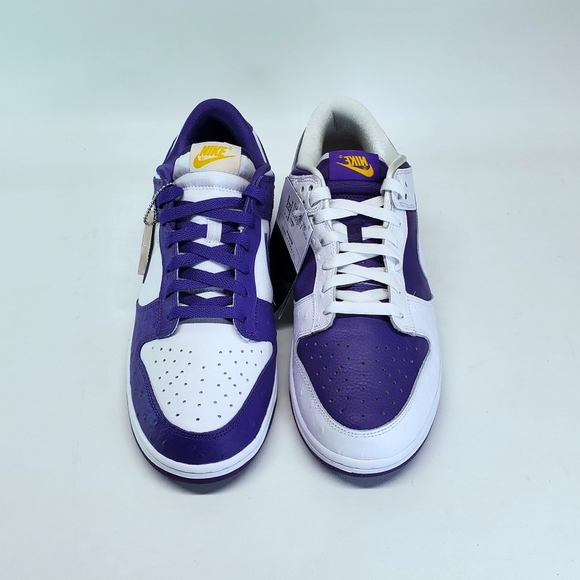 Wmns Nike Dunk Low - Picture 2 of 10